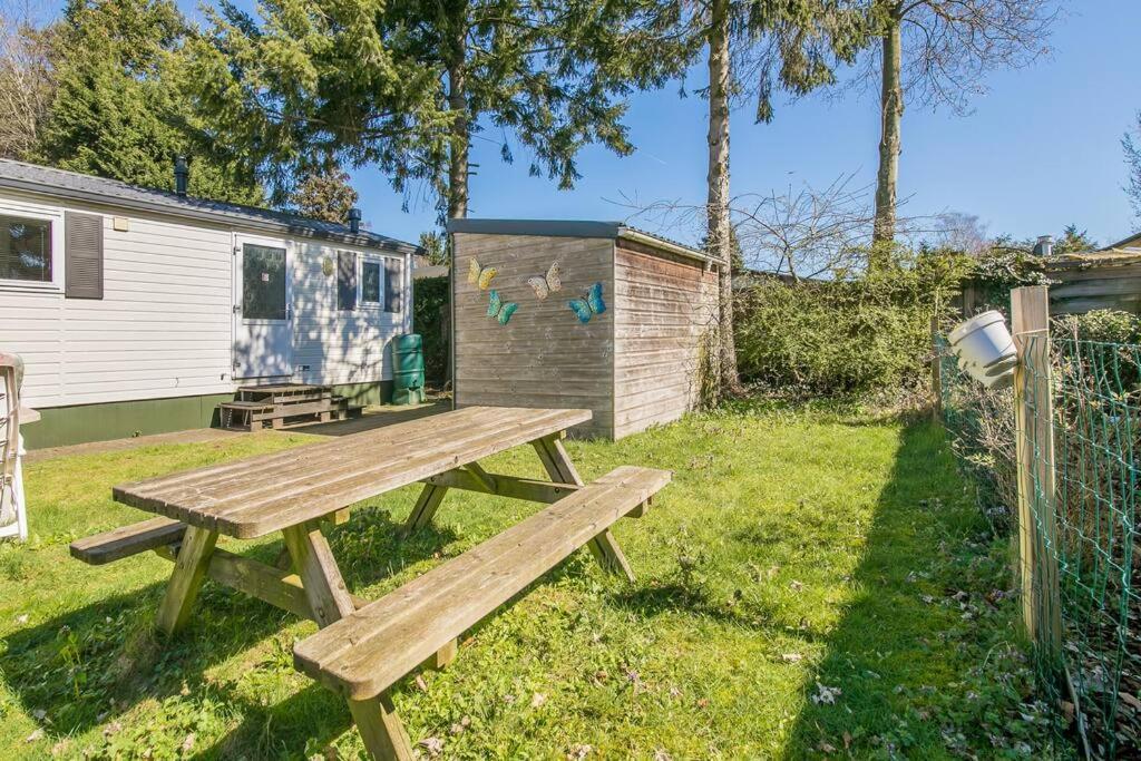 4-Pers. Chalet Met Eigen Parkeerplaats In Veluwe Villa Putten Exterior photo